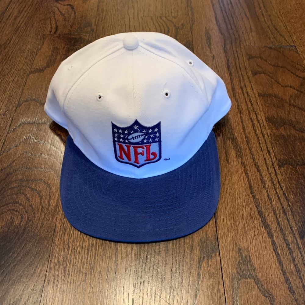 Champion NFL Shield Logo Vintage 90’s SnapBack Hat